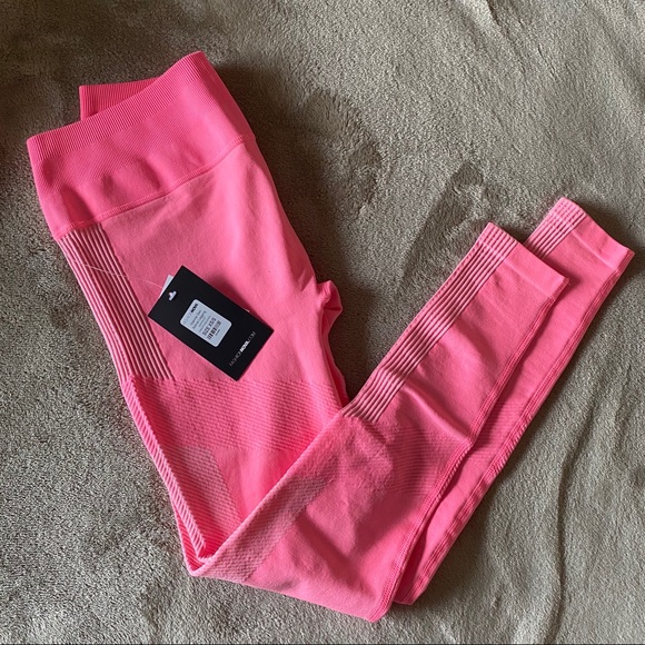 **Sold**Seamless Active Leggings - Picture 5 of 7